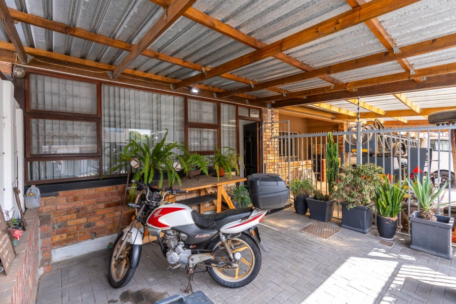 3 Bedroom Property for Sale in Tijgerhof Western Cape